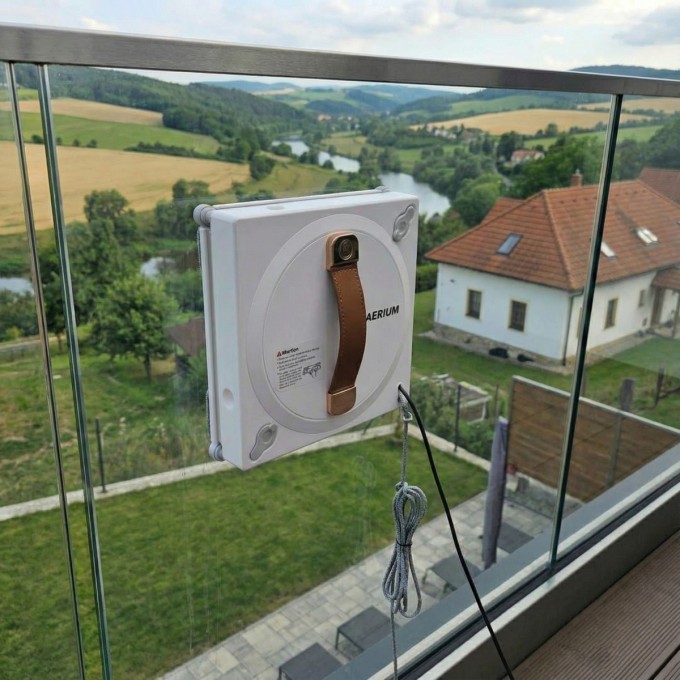 Robotický čistič na okna AERIUM Dewis SQ572 Robotický čistič na okna AERIUM Dewis SQ572